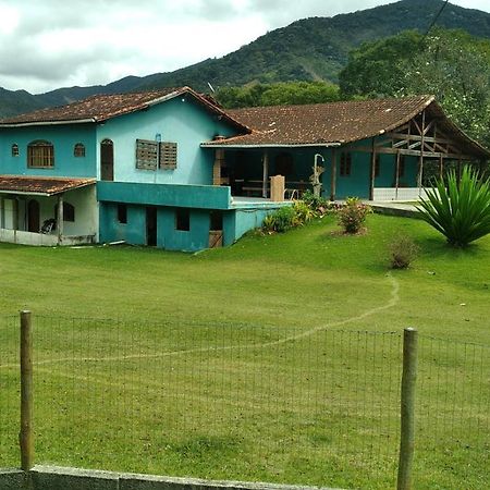 Villa Hospedagem Faz. Soberana Macaé Exterior foto